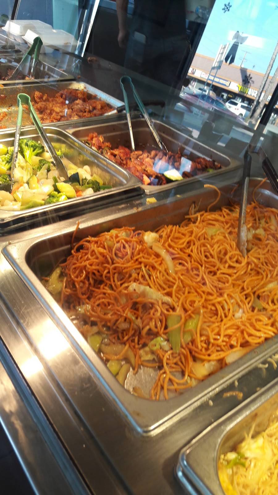 Panda Wok | restaurant | 8025 Webb Ave, North Hollywood, CA 91605, USA | 8182521808 OR +1 818-252-1808