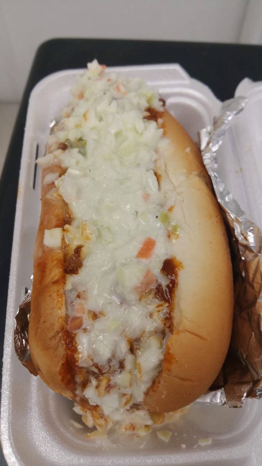 Willies Chili Dogs | meal takeaway | 4701 Shirley Ave, Jacksonville, FL 32210, USA | 9043371289 OR +1 904-337-1289