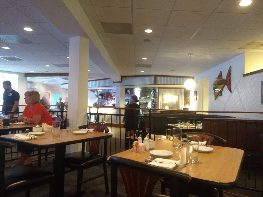 Cool Springs Fish Bar & Restaurant | restaurant | 2463 S State St, Dover, DE 19901, USA | 3026981955 OR +1 302-698-1955