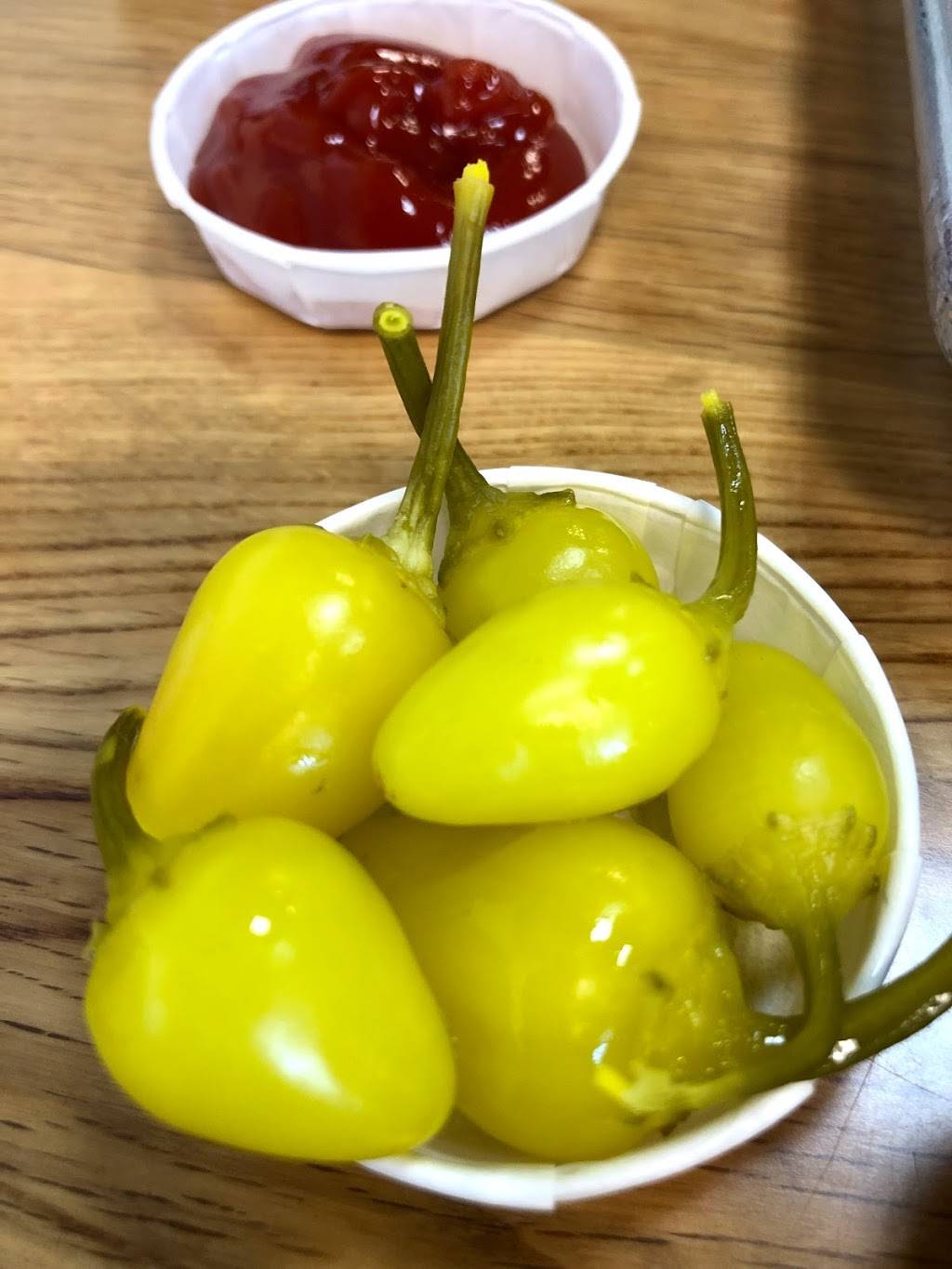 Fatburger & Buffalos Express | restaurant | 939 W Huntington Dr, Monrovia, CA 91016, USA | 6262561016 OR +1 626-256-1016