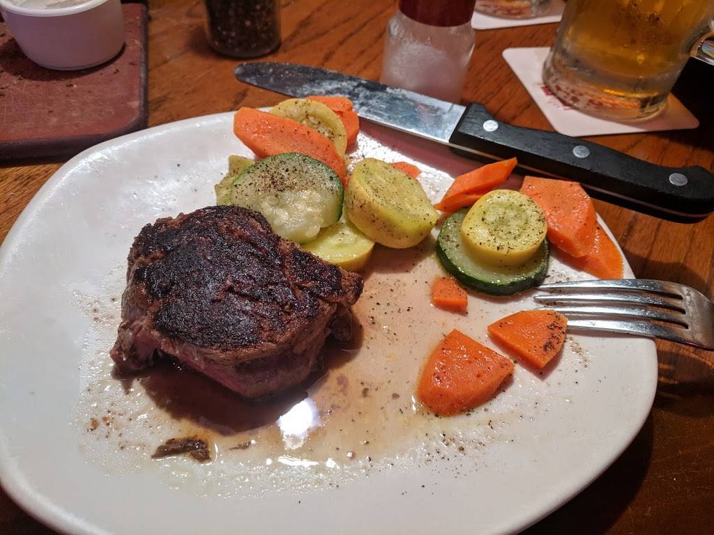 Outback Steakhouse | restaurant | 1637 E Empire St, Bloomington, IL 61701, USA | 3096630455 OR +1 309-663-0455