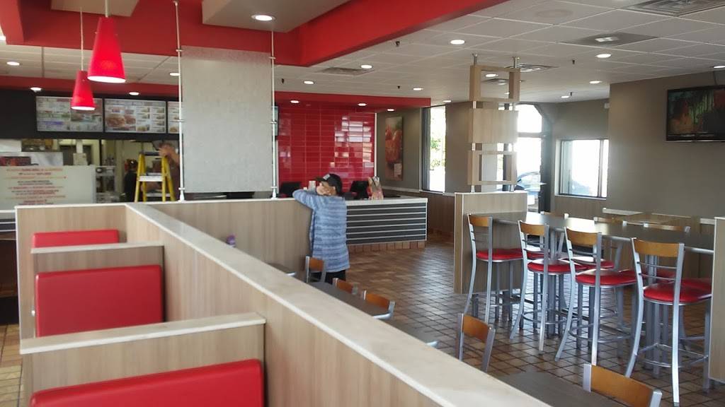 Burger King | restaurant | 7409 S May Ave, Oklahoma City, OK 73159, USA | 4056824608 OR +1 405-682-4608