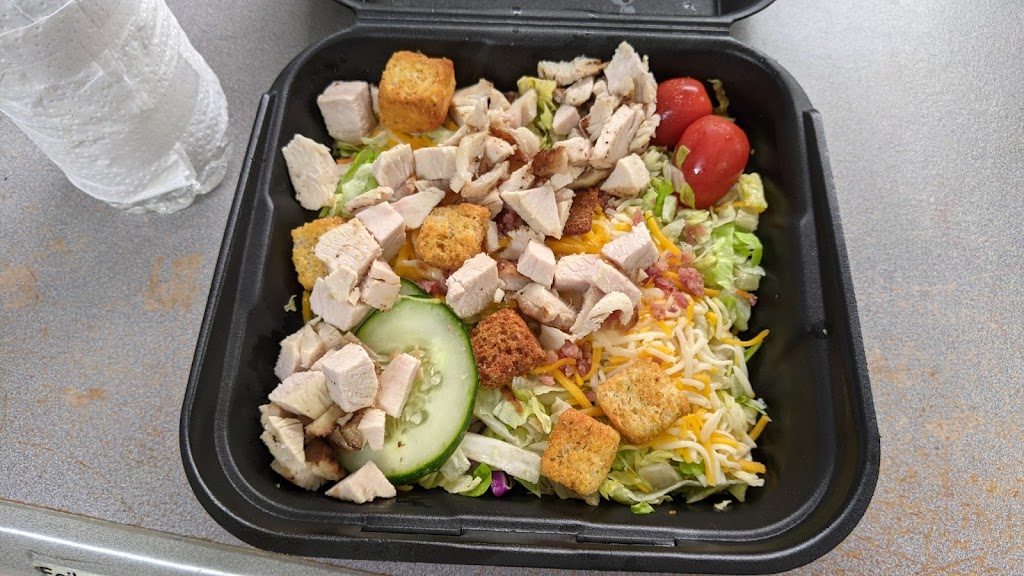 Clays Patio & Grill | restaurant | 228 Dawa St, Marksville, LA 71351, USA | 3182537771 OR +1 318-253-7771