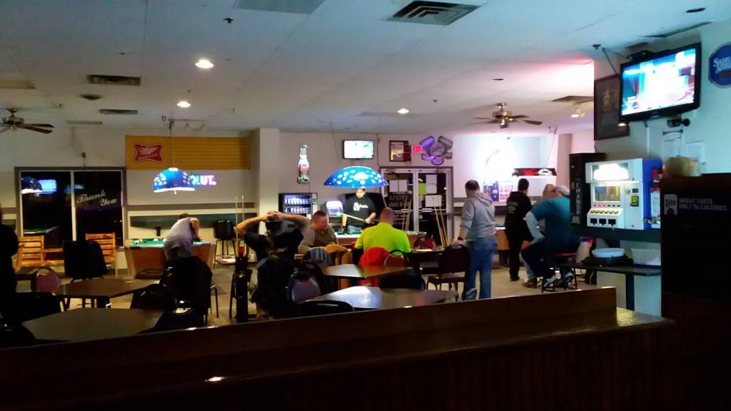 A Js Bar & Grill | restaurant | 2488 Getz Rd, Fort Wayne, IN 46804, USA | 2604341980 OR +1 260-434-1980