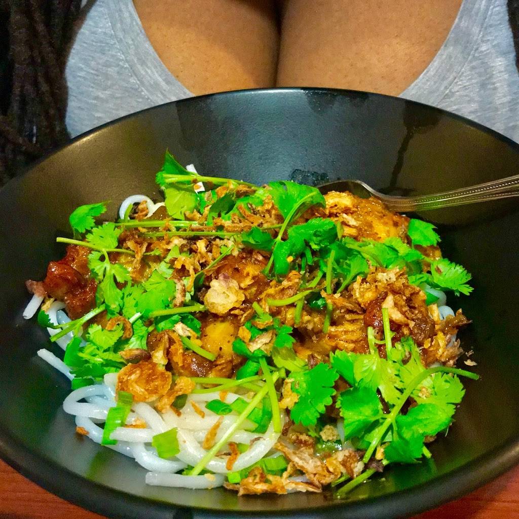 Viet Noodle Bar | restaurant | 3133 Glendale Blvd, Los Angeles, CA 90039, USA | 3239061575 OR +1 323-906-1575