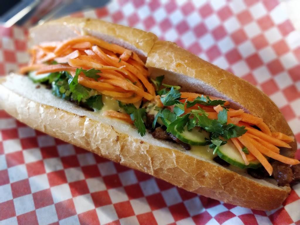Banh Mi Boys | restaurant | 95 The Pond Road C2 10, North York, ON M3J 2S5, Canada | 6472455508 OR +1 647-245-5508