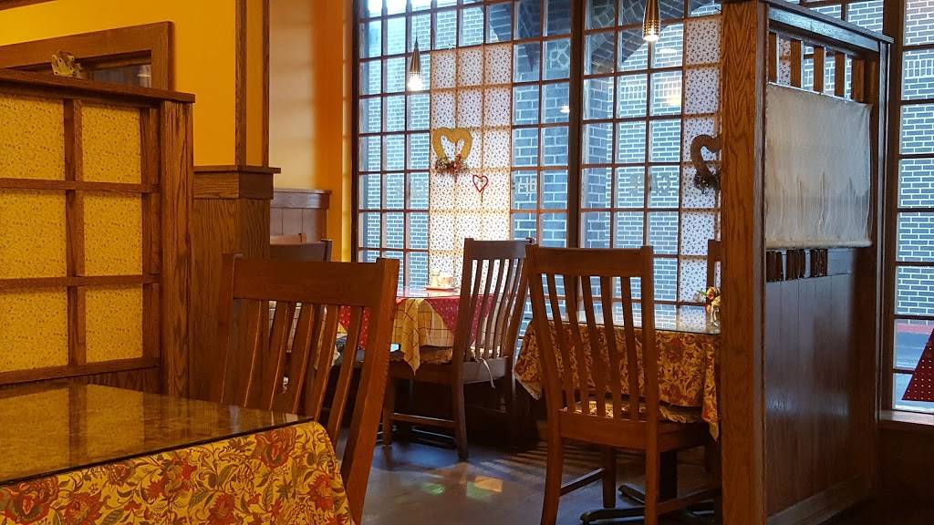 Manooben | restaurant | 1728 N Milwaukee Ave, Glenview, IL 60025, USA | 8473759203 OR +1 847-375-9203