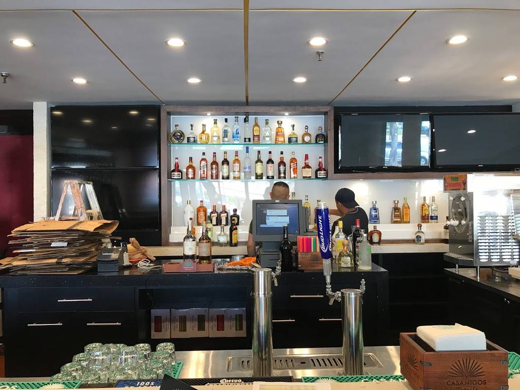 Don Tequila Mexican Restaurant | restaurant | 4947 Tamiami Trail N #110, Naples, FL 34103, USA | 2395296472 OR +1 239-529-6472