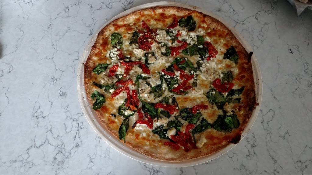 Papa Murphys Take N Bake Pizza | meal takeaway | 507 S Roosevelt Dr #7, Seaside, OR 97138, USA | 5037380601 OR +1 503-738-0601