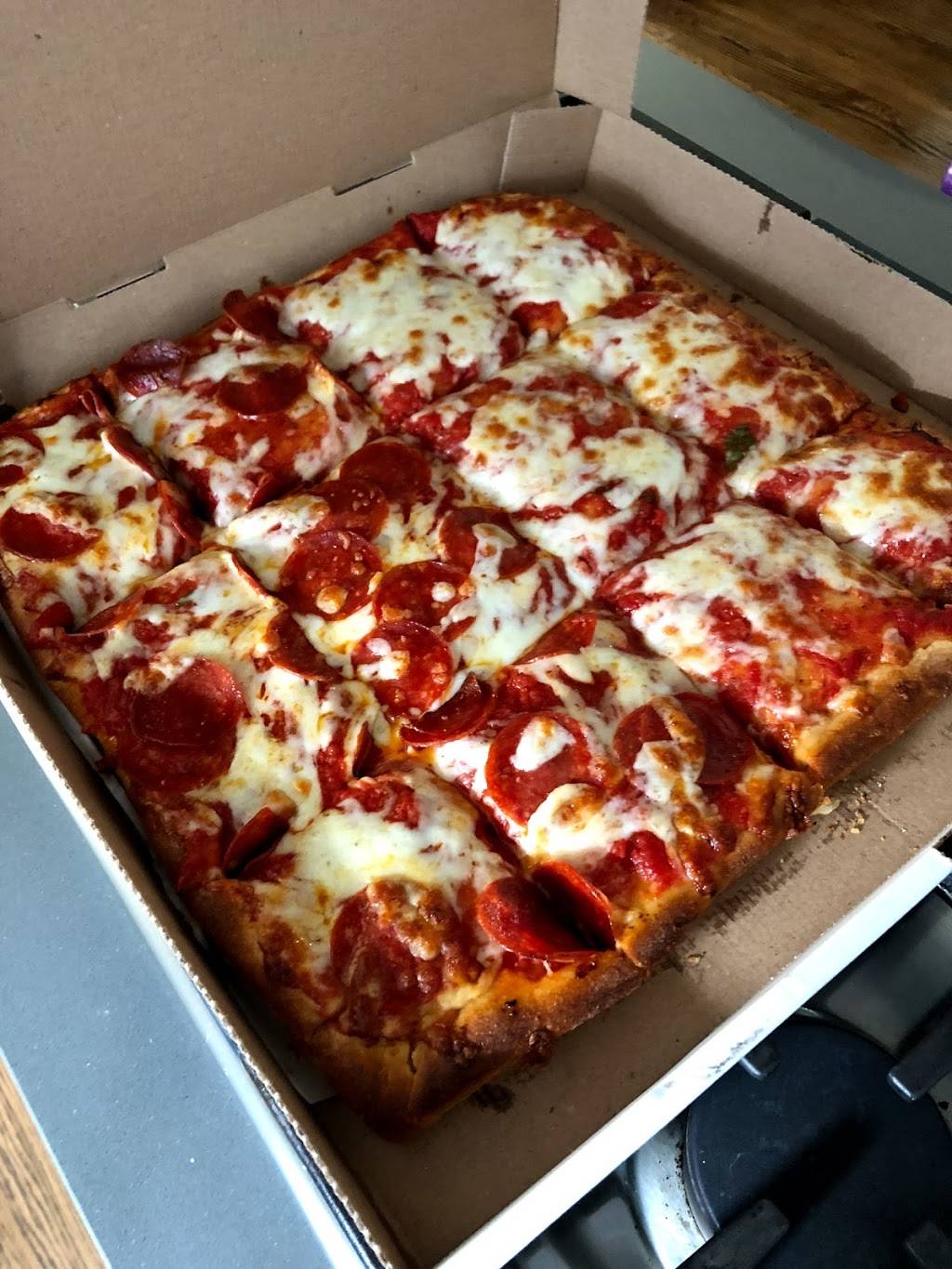 Brooklyn Pizza | meal delivery | 38 Chatham Road, NJ, Short Hills, NJ 07078, USA | 9739128899 OR +1 973-912-8899