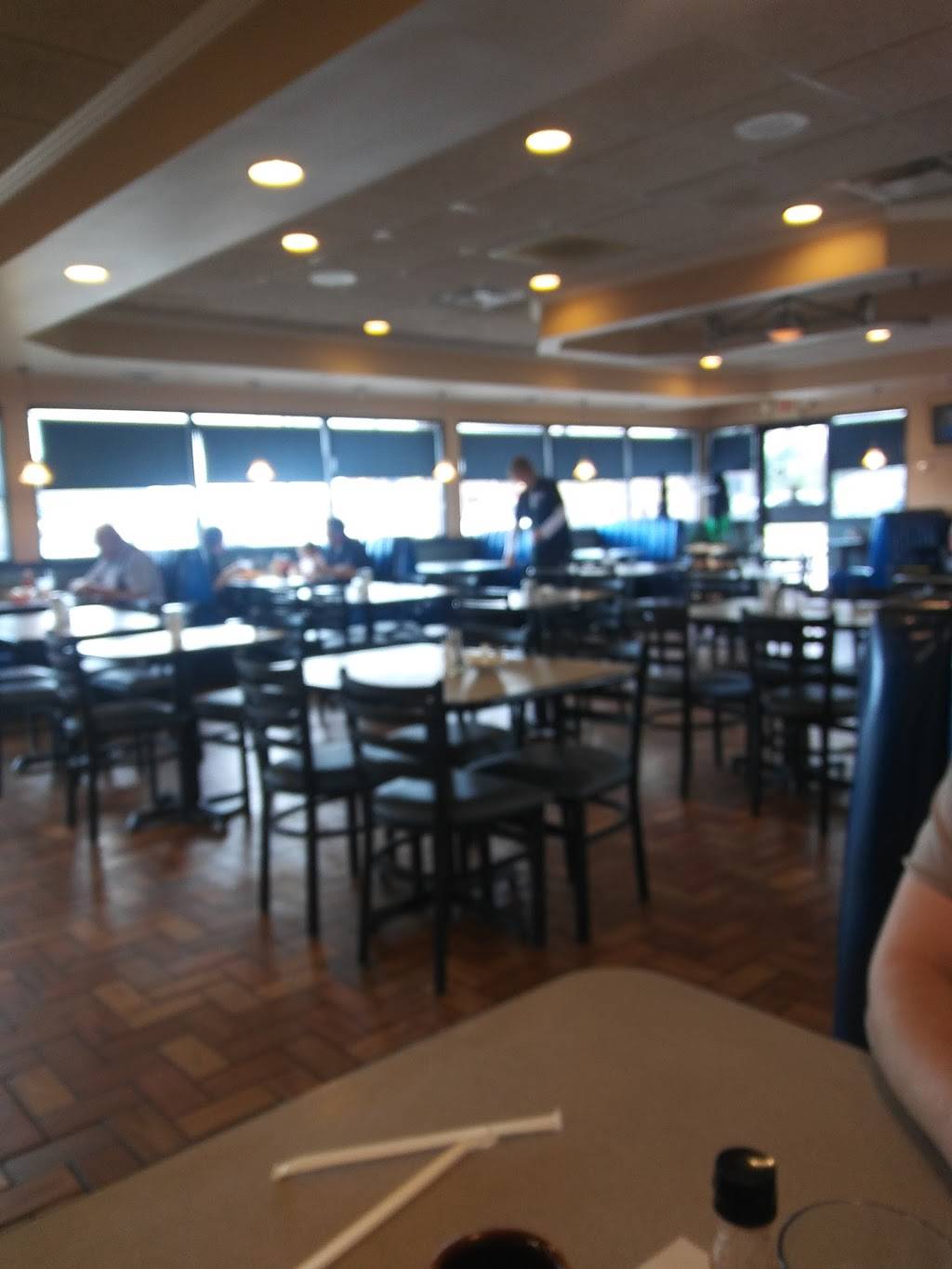 Papous | restaurant | 67240 Main St, Richmond, MI 48062, USA | 5867271199 OR +1 586-727-1199