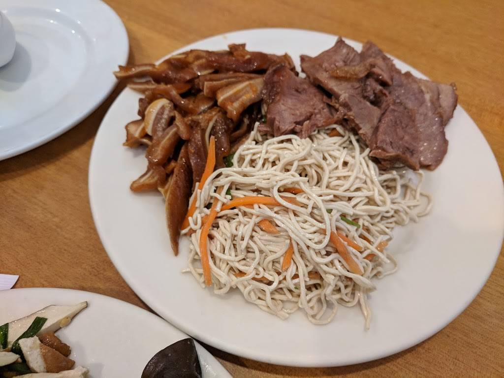 Yus Garden | restaurant | 5408 Walnut Ave, Irvine, CA 92618, USA | 9496542366 OR +1 949-654-2366