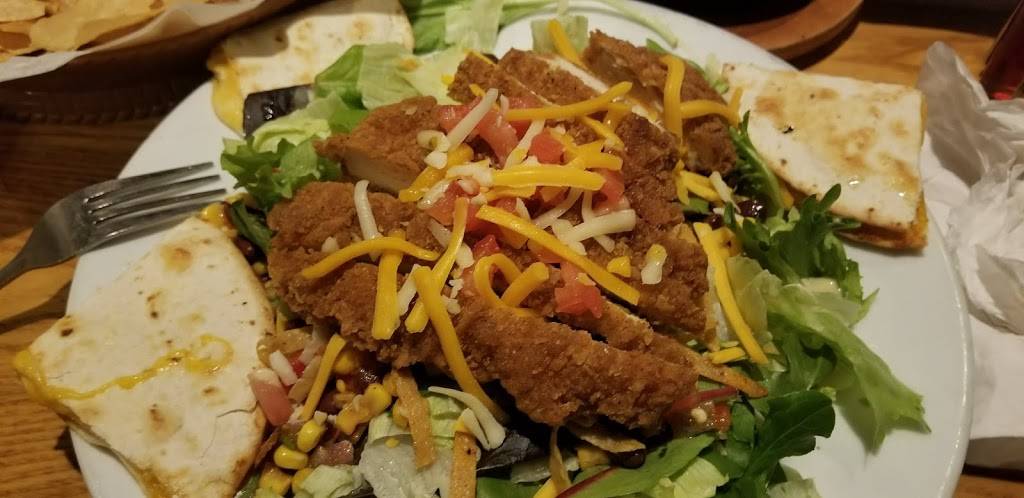 Chilis Grill & Bar | meal takeaway | 22629 FL-54, Land O Lakes, FL 34639, USA | 8139487590 OR +1 813-948-7590