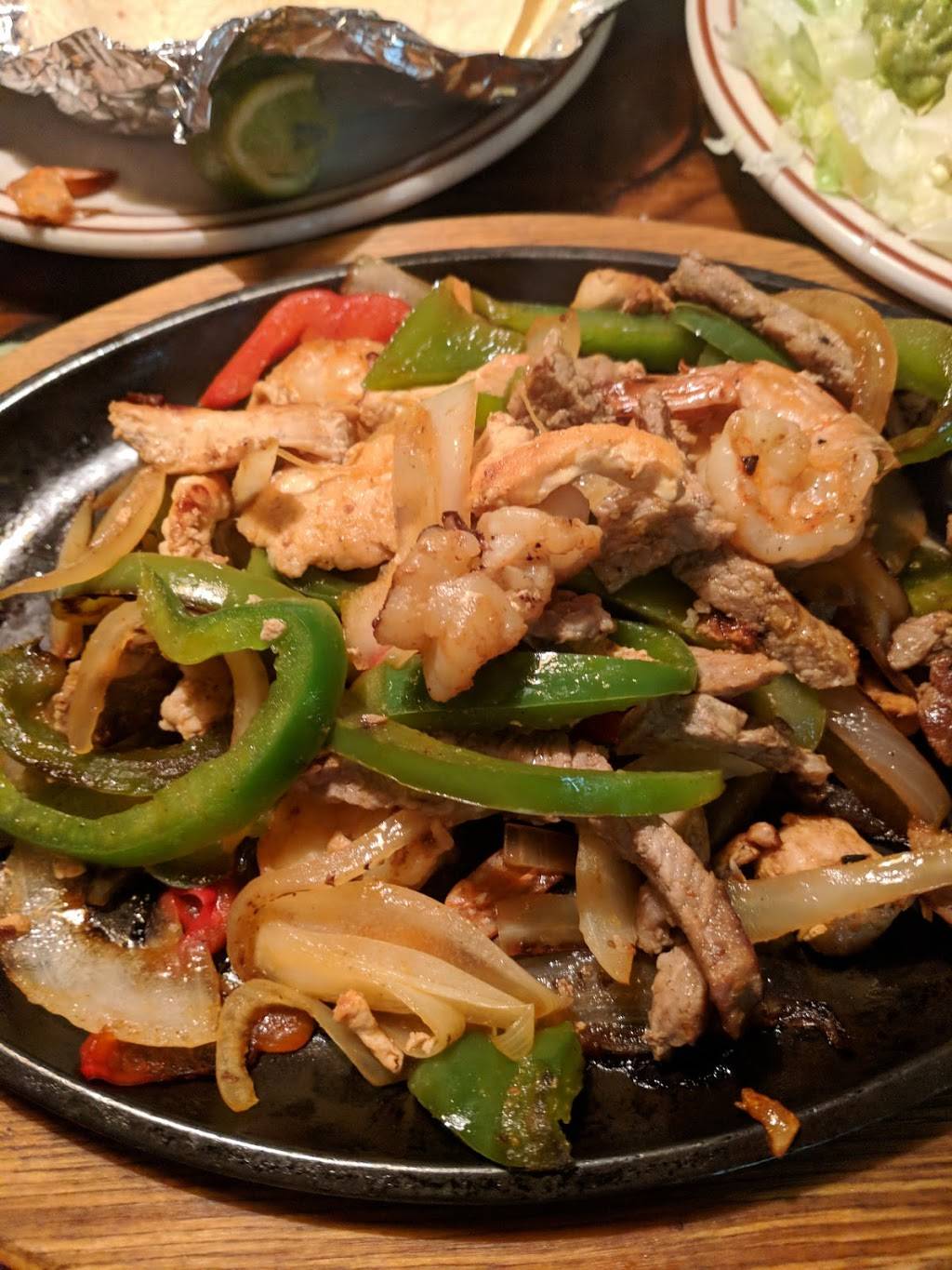 Plaza Garibaldi Mexican Restaurant | restaurant | 7917 Ritchie Hwy, Glen Burnie, MD 21061, USA | 4107612447 OR +1 410-761-2447