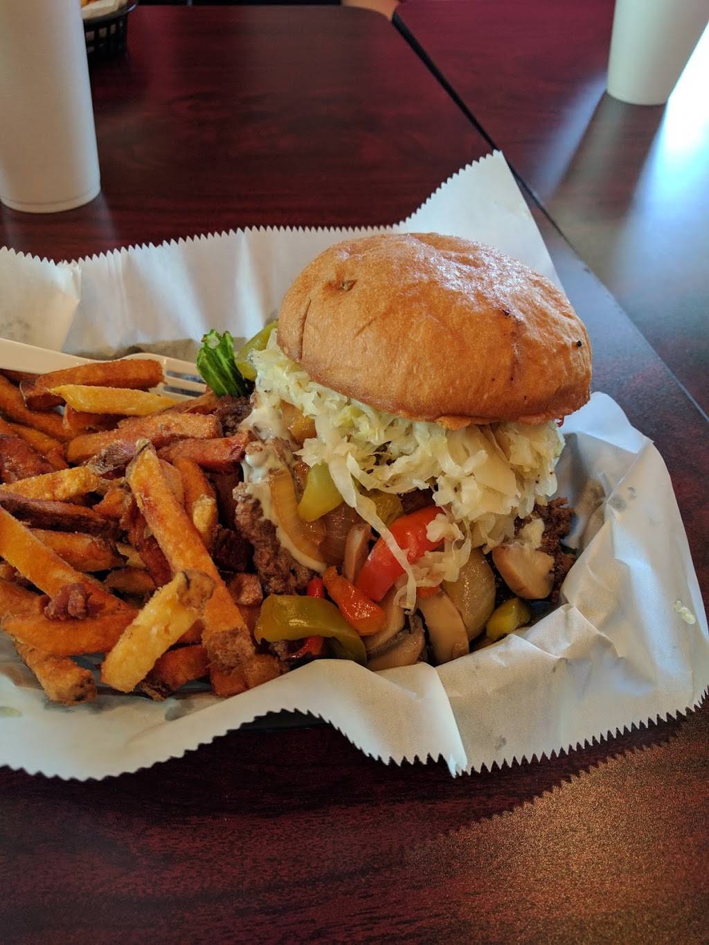 Buddys Burgers | restaurant | 6551 E Riverside Blvd, Rockford, IL 61114, USA | 8159801213 OR +1 815-980-1213