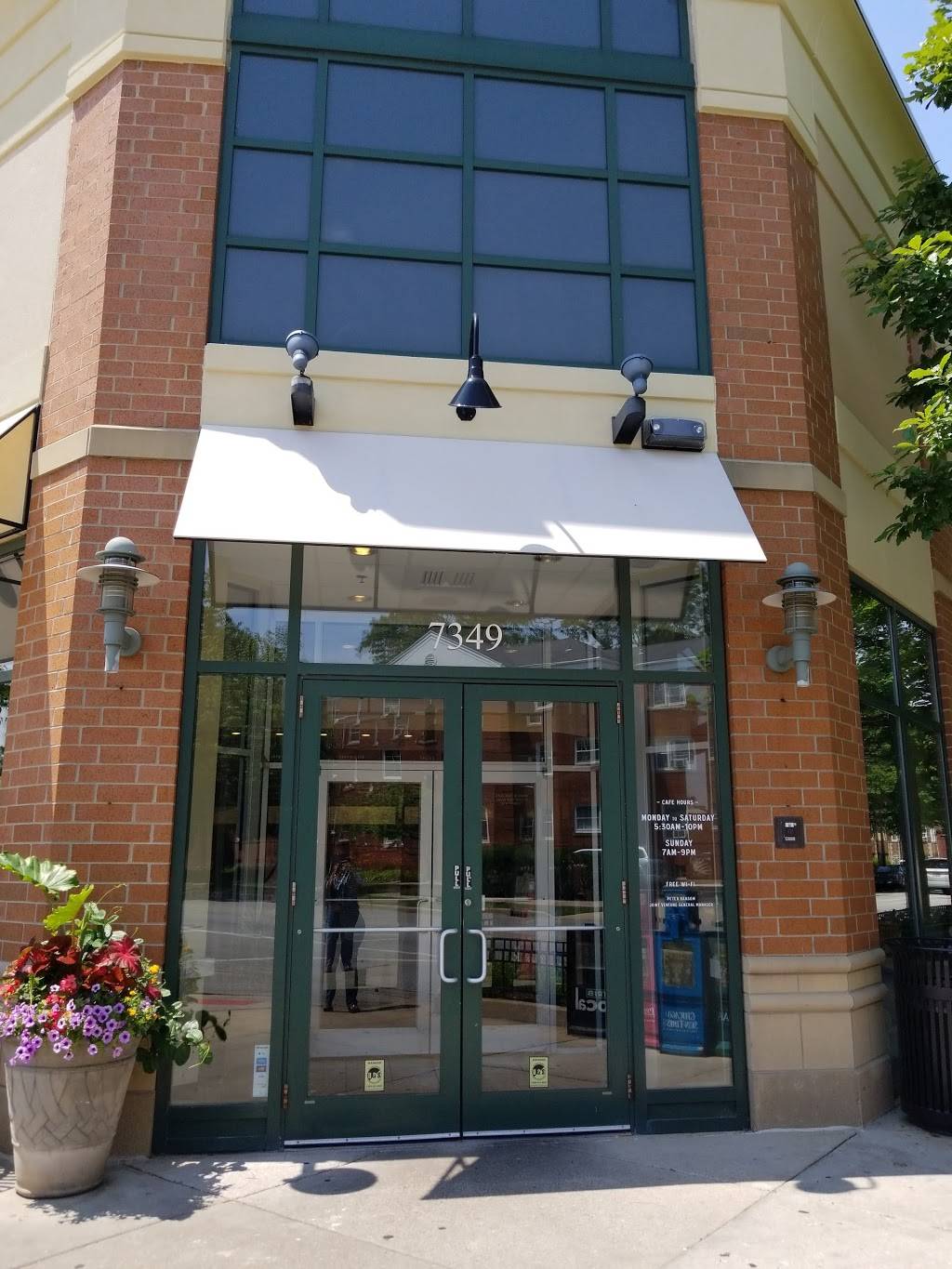 Panera Bread | cafe | 7349 Lake St, River Forest, IL 60305, USA | 7087143140 OR +1 708-714-3140