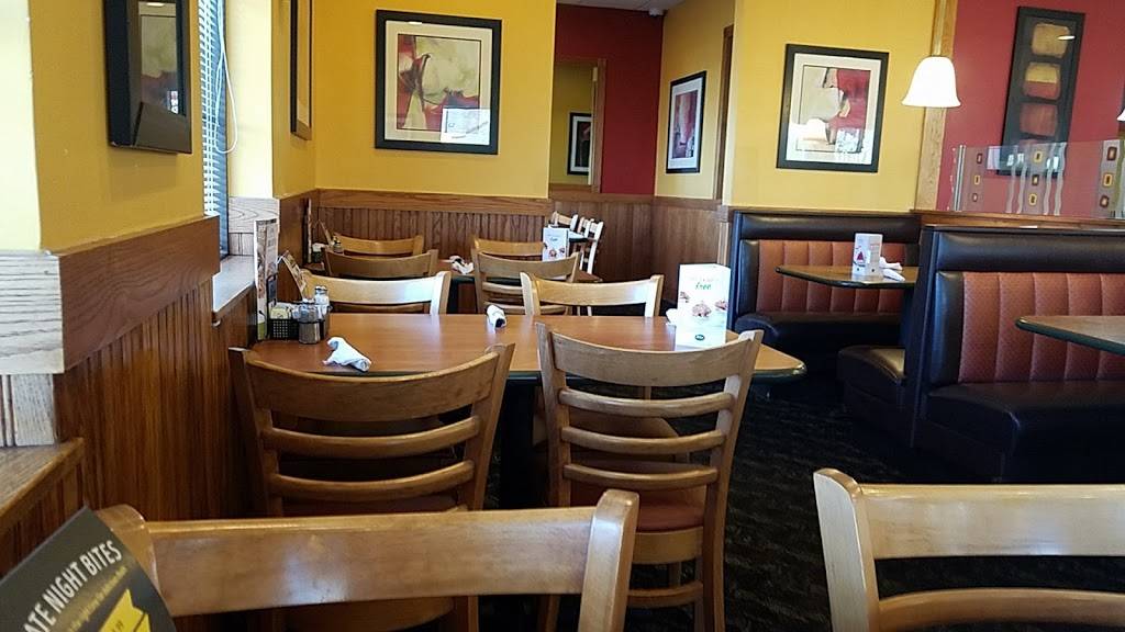 Perkins | restaurant | 2010 W Ryan Rd, Oak Creek, WI 53154, USA | 4147613700 OR +1 414-761-3700
