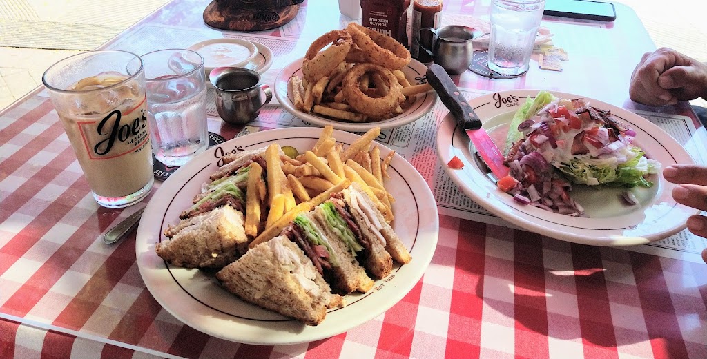 Joes Cafe | restaurant | 536 State St, Santa Barbara, CA 93101, USA | 8059664638 OR +1 805-966-4638