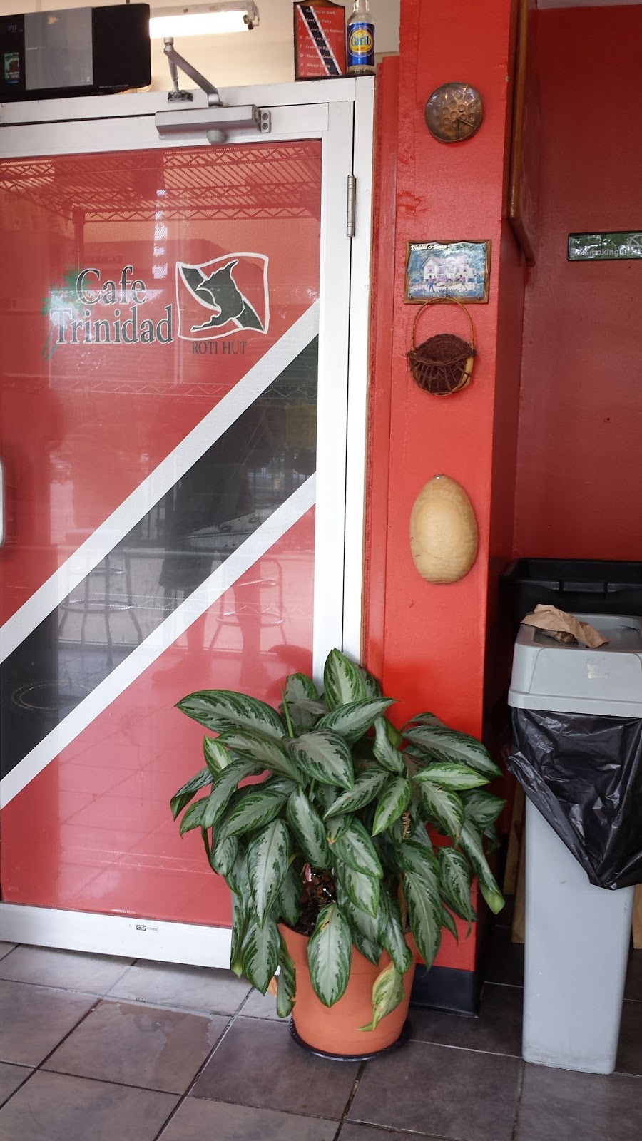 Cafe Trinidad | restaurant | 2537 S Wabash Ave, Chicago, IL 60616, USA | 7736166988 OR +1 773-616-6988