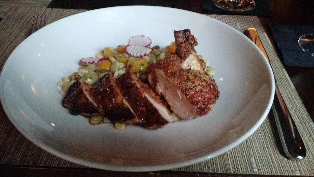 Vintage Tavern | restaurant | 1900 Governors Pointe Dr, Suffolk, VA 23436, USA | 7572388808 OR +1 757-238-8808