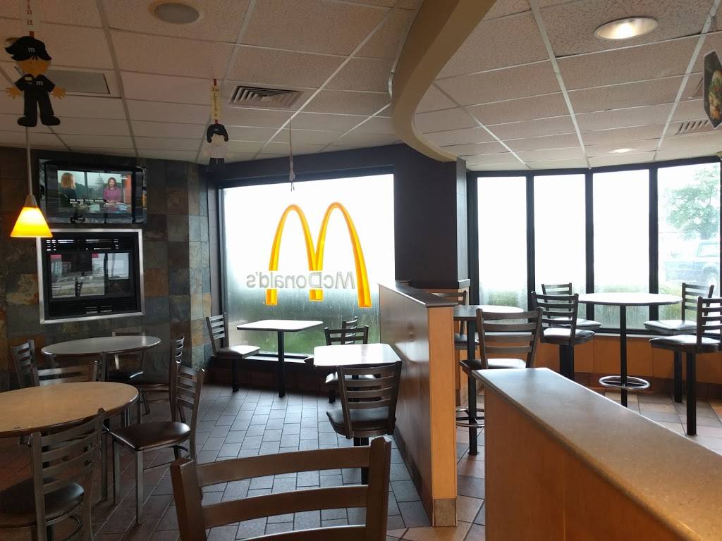McDonalds | cafe | 2700 Woodville Rd, Northwood, OH 43619, USA | 4196938543 OR +1 419-693-8543
