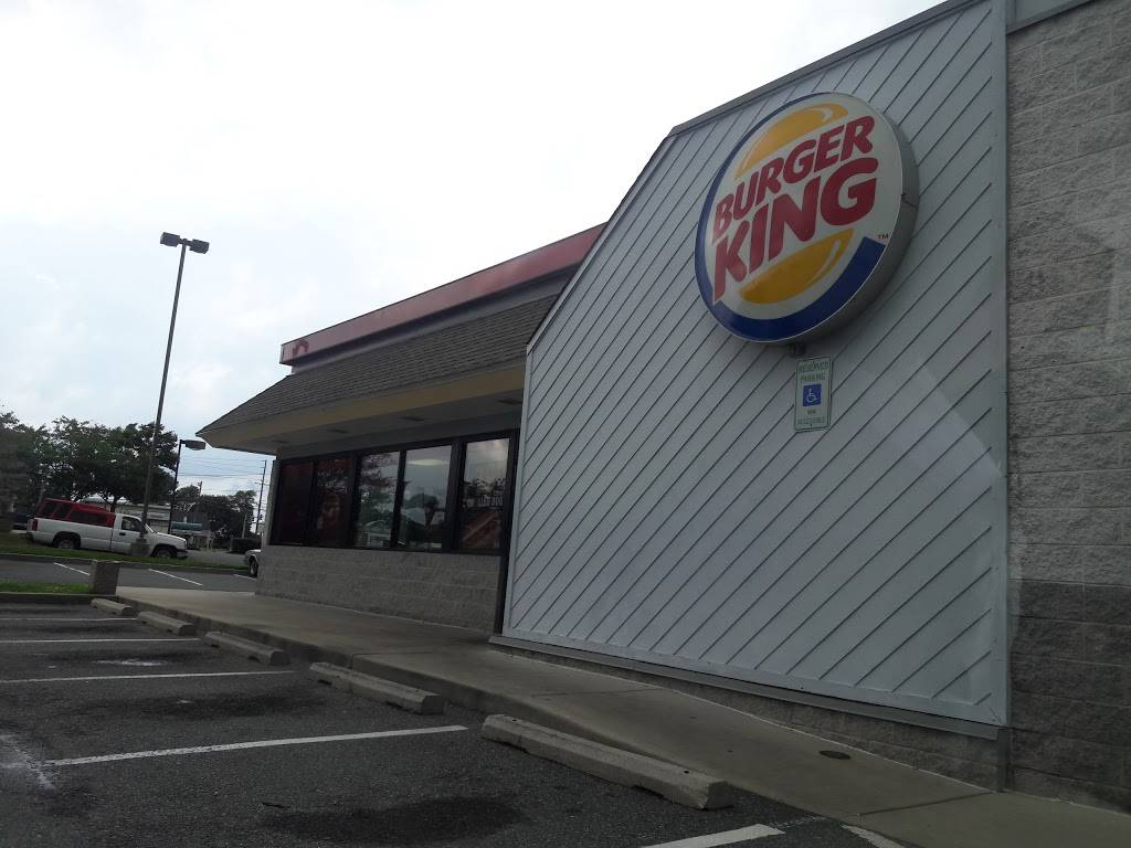 Burger King | restaurant | 2122 N Fountain Green Rd, Bel Air, MD 21015, USA | 4106388595 OR +1 410-638-8595