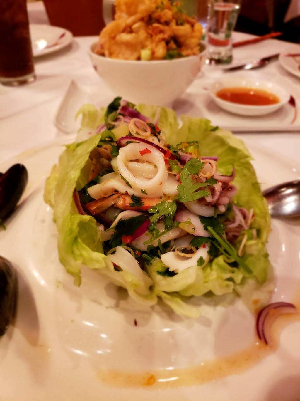 Duangrats Thai Restaurant | restaurant | 5878 Leesburg Pike, Falls Church, VA 22041, USA | 7038205775 OR +1 703-820-5775