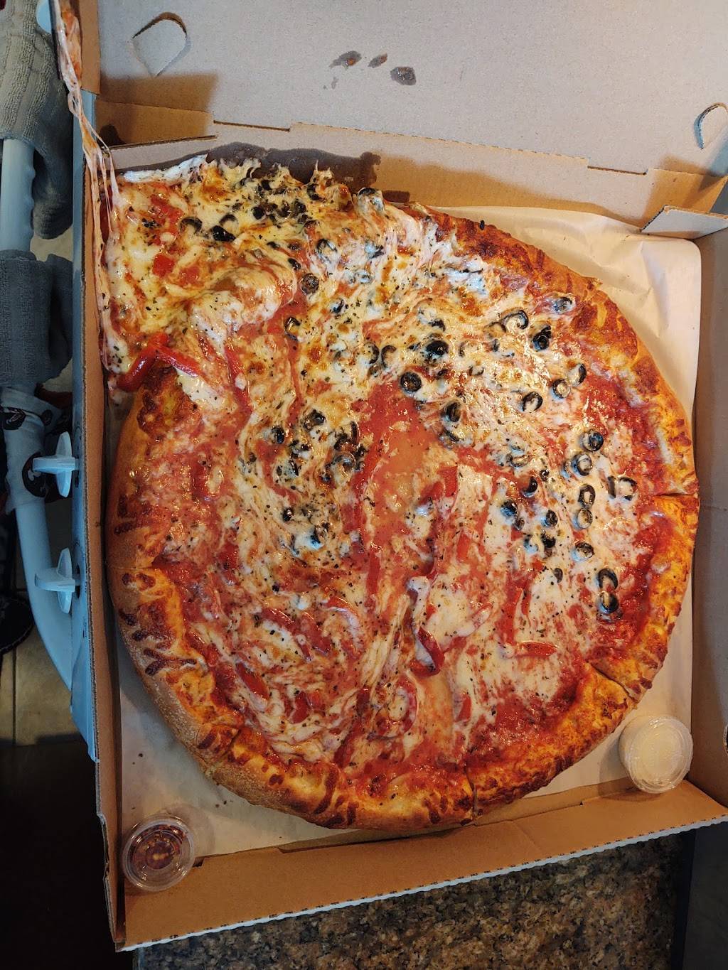 The Porthole Deli and Pizza | restaurant | 2223 S Pacific Ave, San Pedro, CA 90731, USA | 3105486809 OR +1 310-548-6809