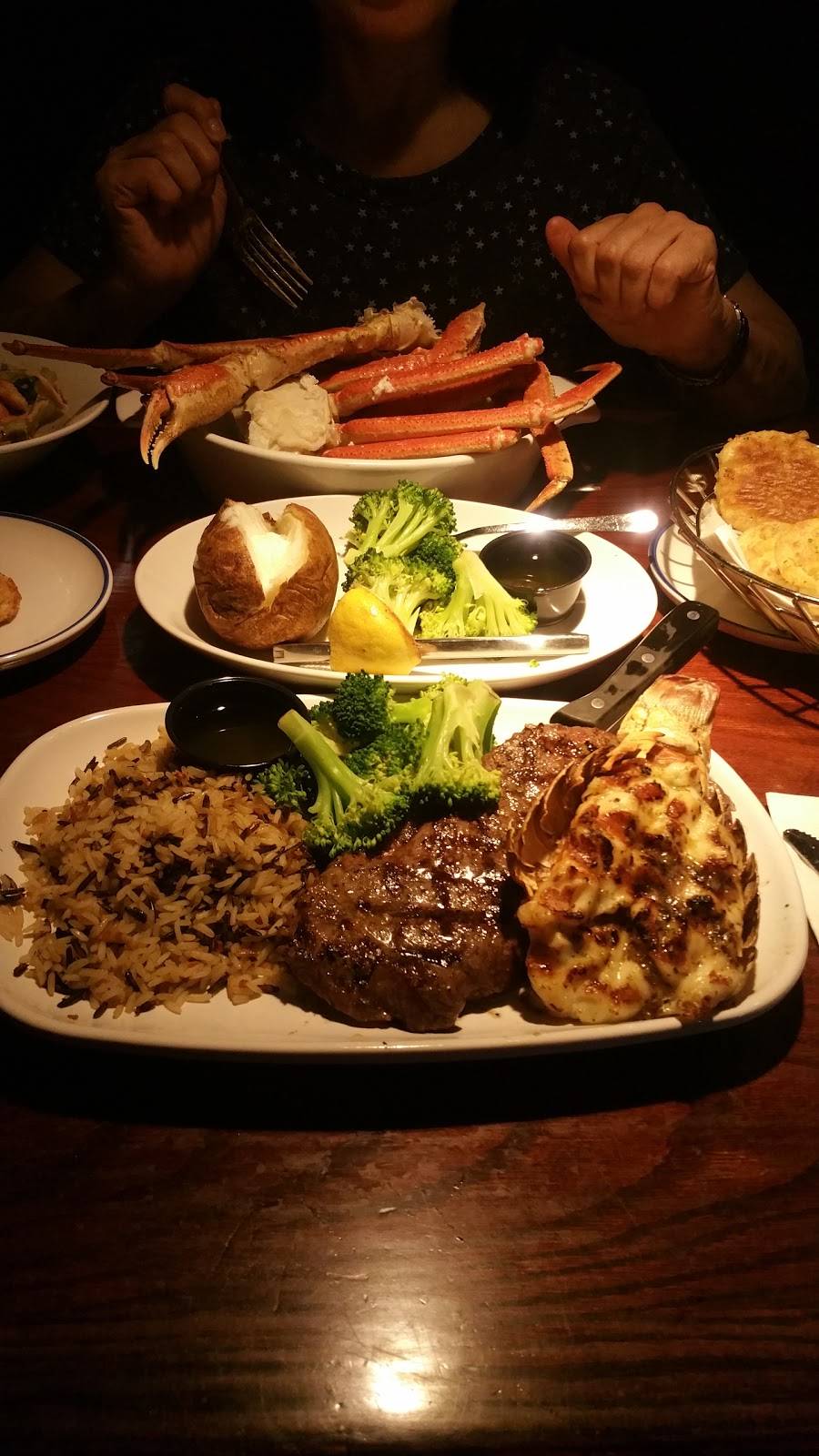 Red Lobster | restaurant | 2090 Bartow Ave, Bronx, NY 10475, USA | 7186714223 OR +1 718-671-4223