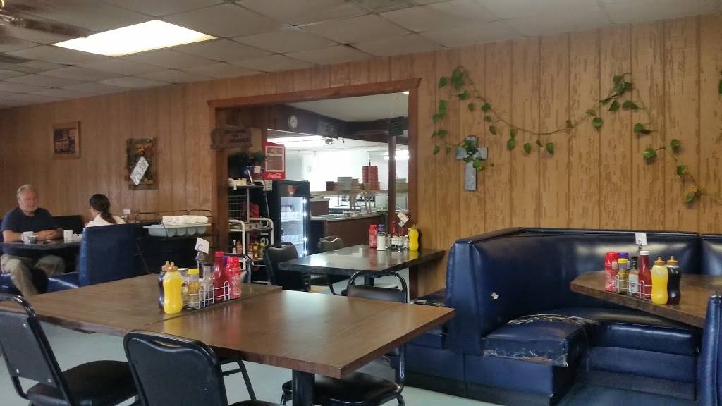 Debbies Restaurant | restaurant | 1102 NE Big Bend Trail, Glen Rose, TX 76043, USA | 2548974399 OR +1 254-897-4399