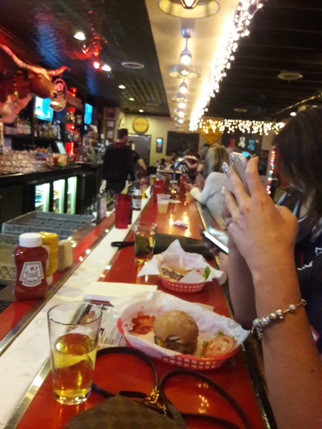 Flying X Saloon | restaurant | 2030 McCulloch Blvd N, Lake Havasu City, AZ 86403, USA | 9288543599 OR +1 928-854-3599