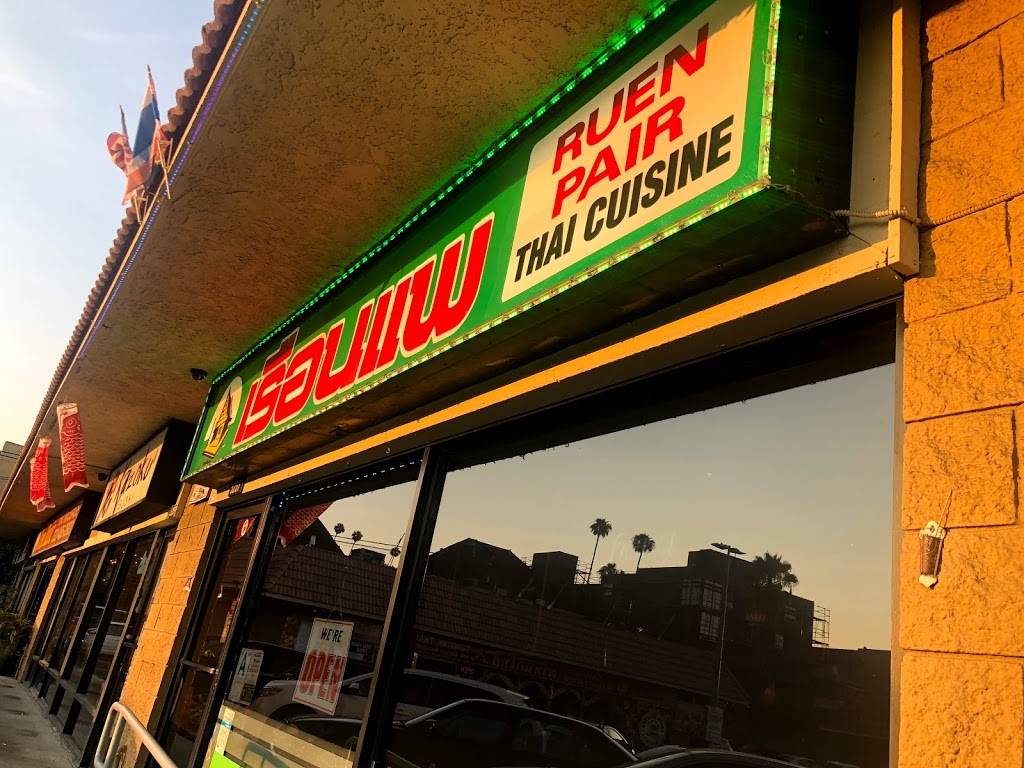 Ruen Pair | restaurant | 5257 Hollywood Blvd, Los Angeles, CA 90027, USA | 3234660153 OR +1 323-466-0153