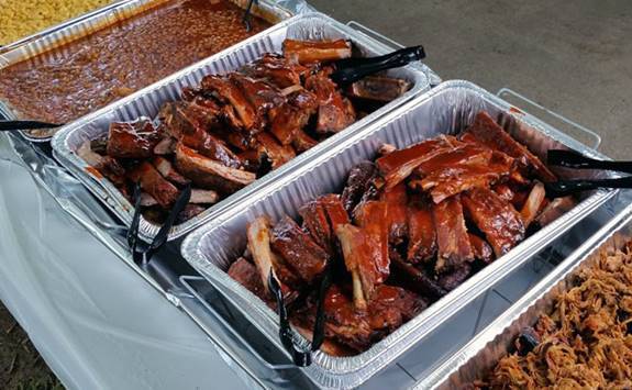 Dickeys Barbecue Pit | restaurant | 2113 Old Hudson Rd, St Paul, MN 55119, USA | 6514937834 OR +1 651-493-7834