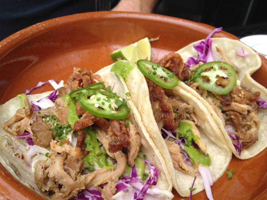 Green Pig Bistro | restaurant | 1025 N Fillmore St, Arlington, VA 22201, USA | 7038881920 OR +1 703-888-1920