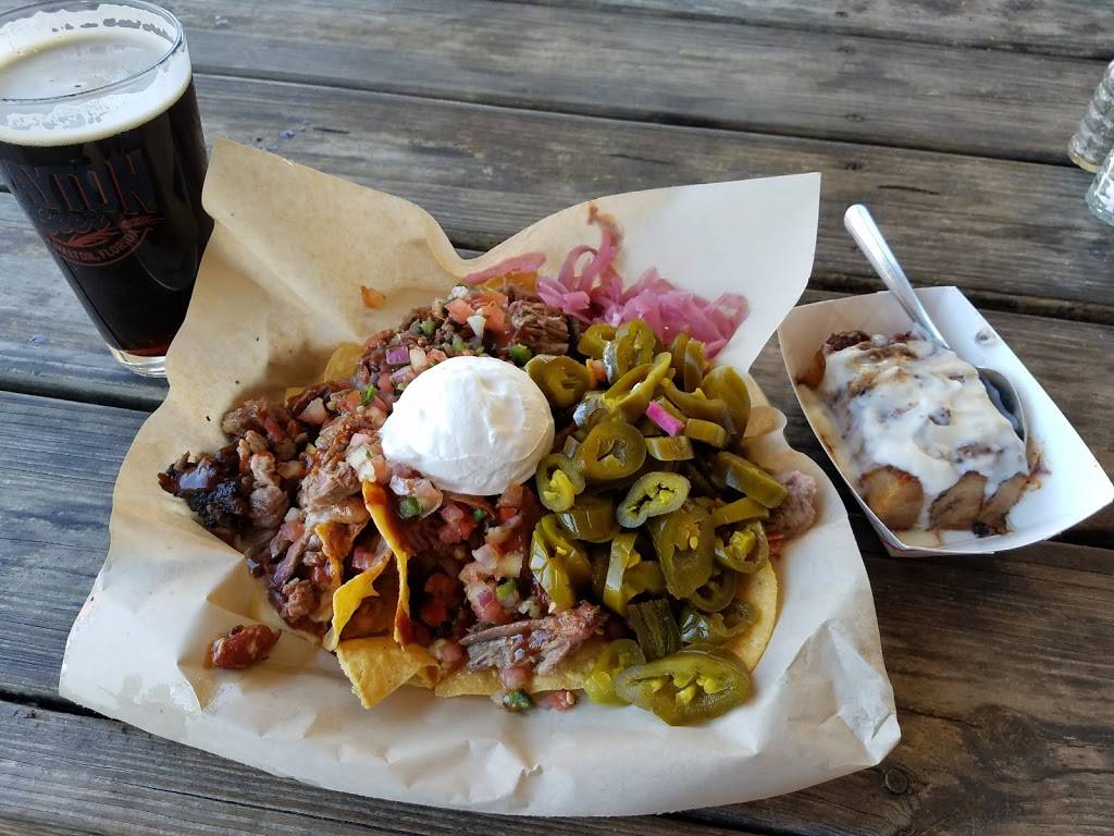 The Pig & Pint | restaurant | 3139 N State St, Jackson, MS 39216, USA | 6013266070 OR +1 601-326-6070