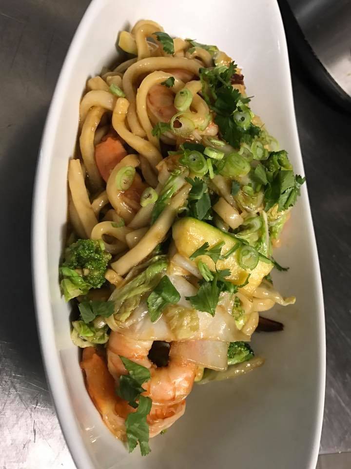 Yellowfin Sushi & Saké Bar | restaurant | 1306 Cape Coral Pkwy E # A, Cape Coral, FL 33904, USA | 2399450388 OR +1 239-945-0388