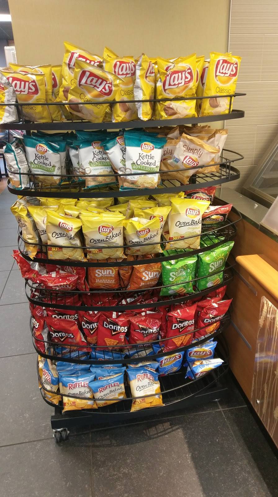 Subway Restaurants | restaurant | 610 Andover St, Lawrence, MA 01843, USA | 9782583183 OR +1 978-258-3183