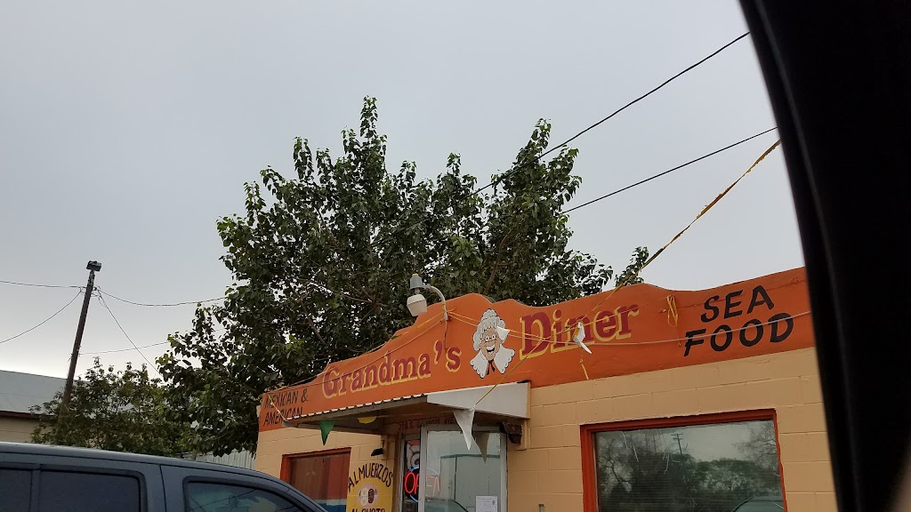 Grandmas Diner | restaurant | 200 S Illinois Ave, Mercedes, TX 78570, USA | 9565657731 OR +1 956-565-7731