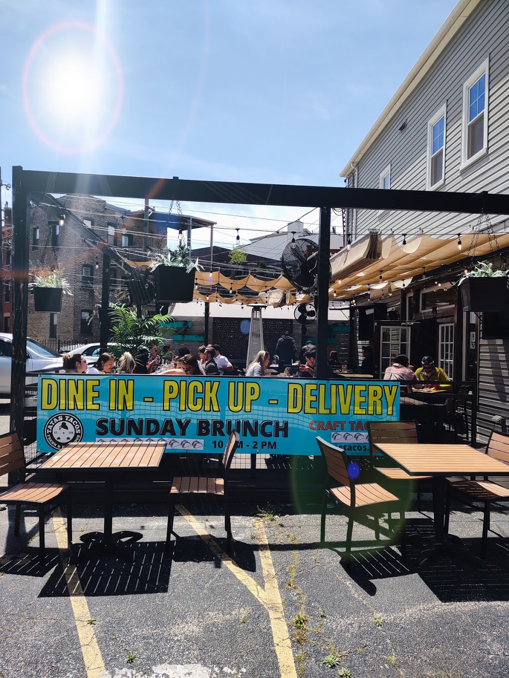 Tatas Tacos | restaurant | 2826 N Lincoln Ave, Chicago, IL 60657, USA | 7737410934 OR +1 773-741-0934