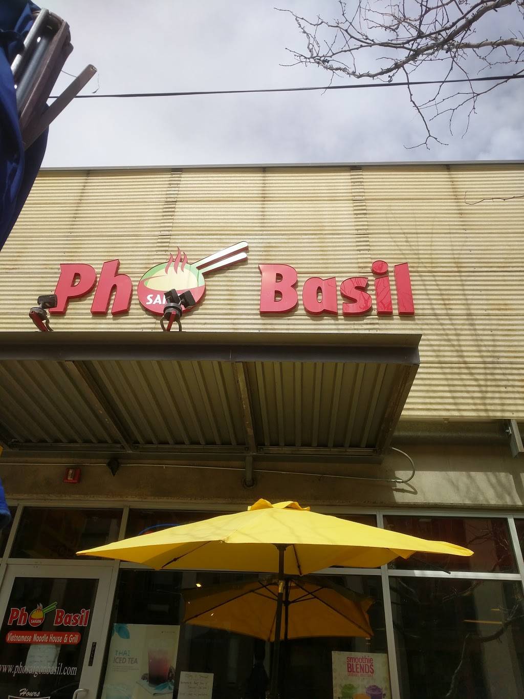 Pho Saigon Basil | restaurant | 7057 W Alaska Dr, Lakewood, CO 80226, USA | 3039226100 OR +1 303-922-6100