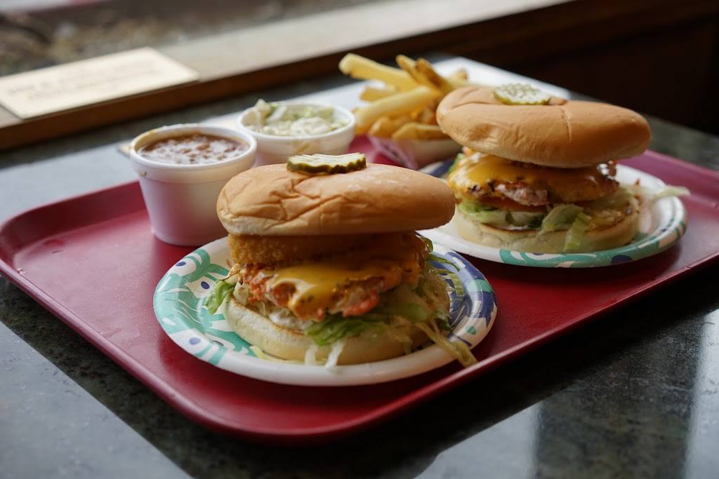 Arctic Roadrunner | restaurant | 5300 Old Seward Hwy, Anchorage, AK 99518, USA | 9075611245 OR +1 907-561-1245