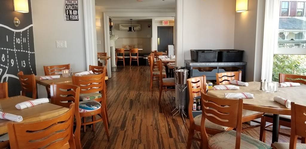 Local 186 | restaurant | 186 Commercial St, Provincetown, MA 02657, USA | 5084877555 OR +1 508-487-7555