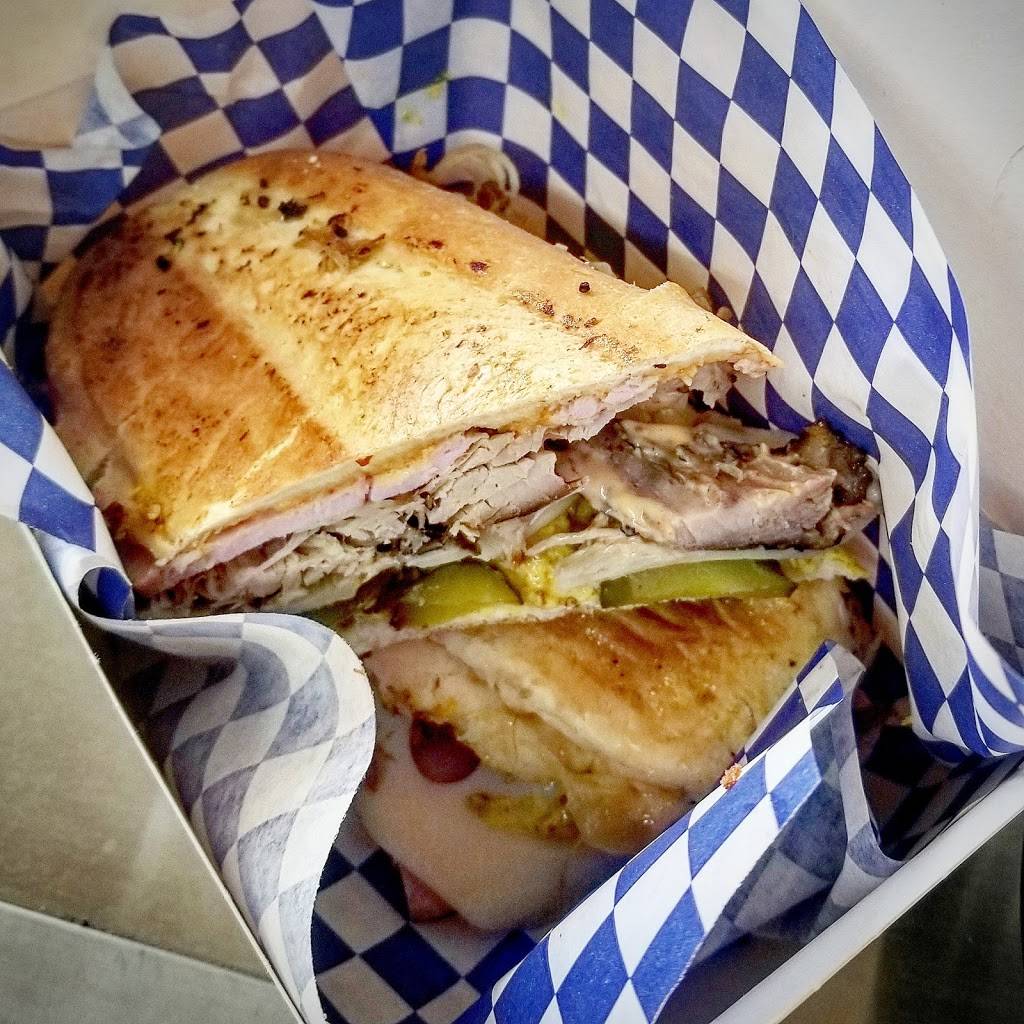 Swine and Garden | restaurant | 221 S Bell Ave, Denton, TX 76201, USA | 9724007040 OR +1 972-400-7040