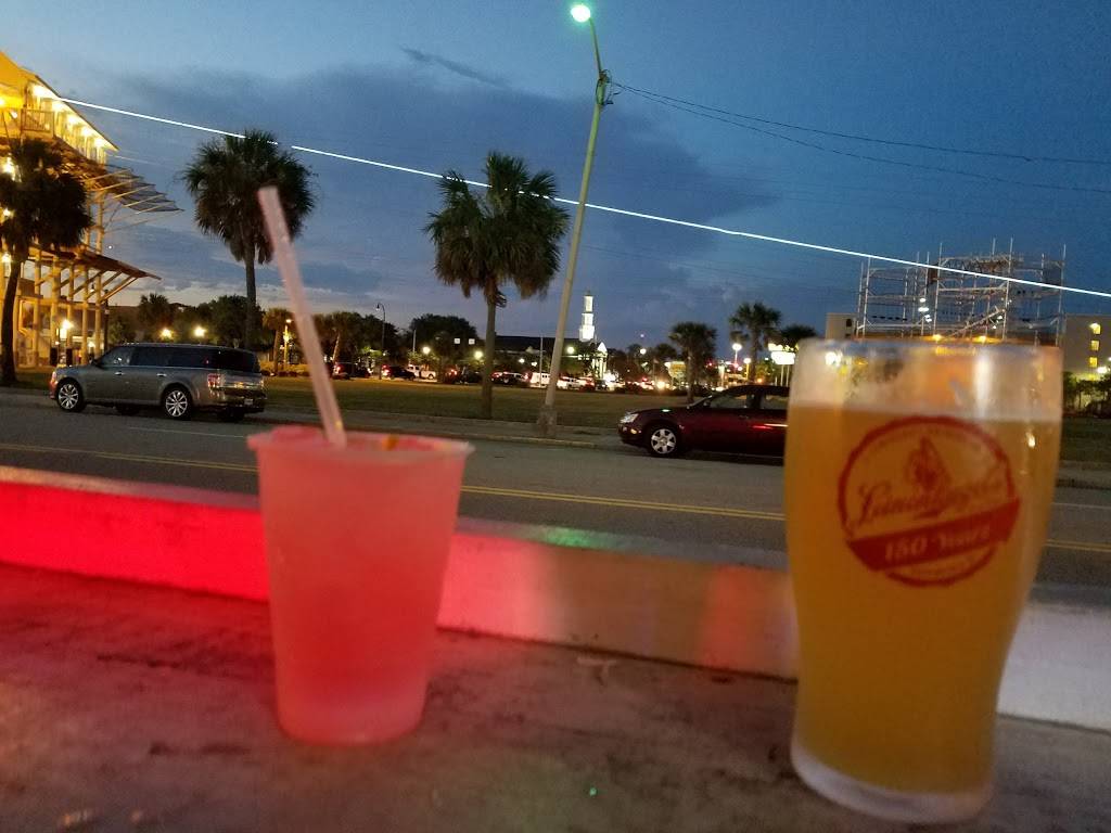 Barnacle Bills Rum & Raw Bar | restaurant | 405 8th Ave N, Myrtle Beach, SC 29577, USA | 8439459059 OR +1 843-945-9059