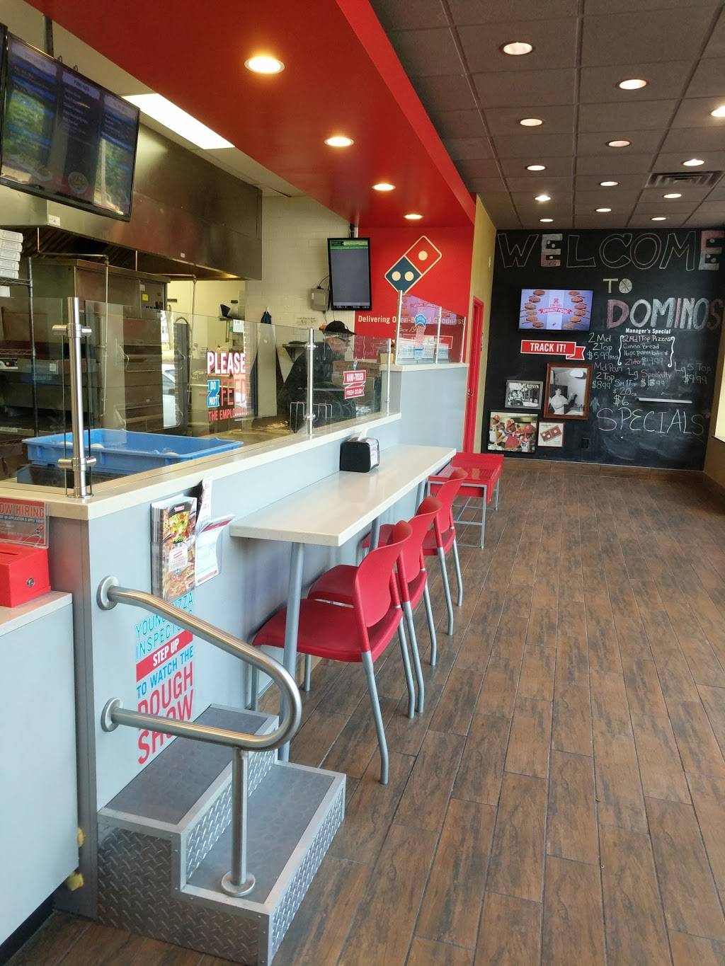 Dominos Pizza | meal delivery | 1236 Francis St, Jackson, MI 49203, USA | 5177870505 OR +1 517-787-0505