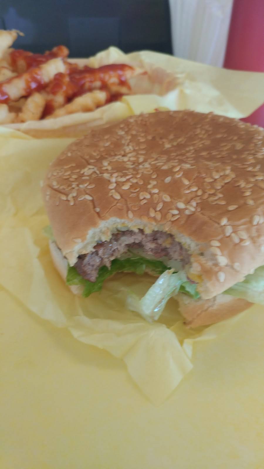 PupHut | restaurant | 12505 San Pablo Ave, Richmond, CA 94805, USA | 5102355456 OR +1 510-235-5456