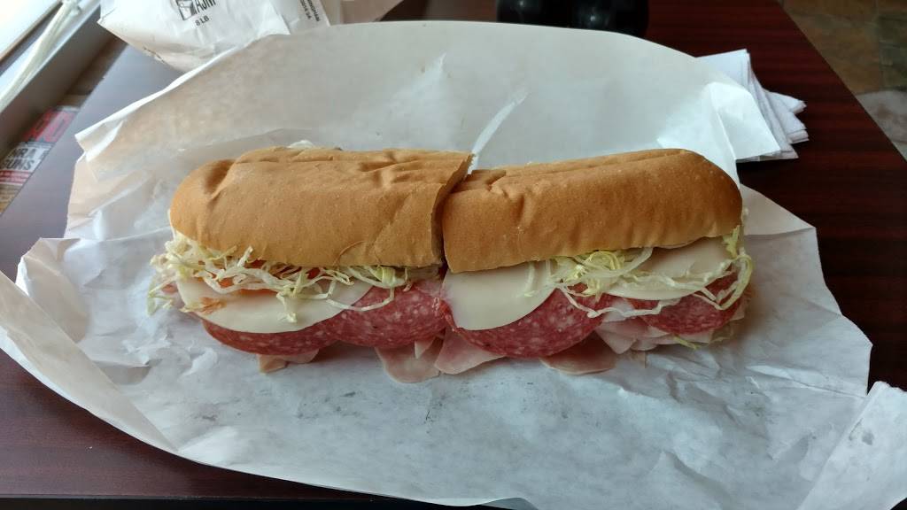 Pierres Brooklyn Pizza & Deli | restaurant | 964 Kenmore Blvd, Akron, OH 44314, USA | 3307457900 OR +1 330-745-7900