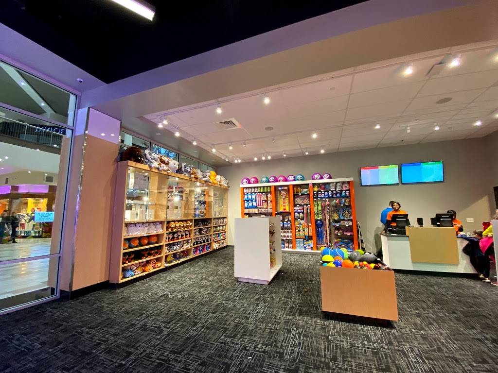 Apex Entertainment Albany | restaurant | 1 Crossgates Mall Rd, Albany, NY 12203, USA | 5184268666 OR +1 518-426-8666