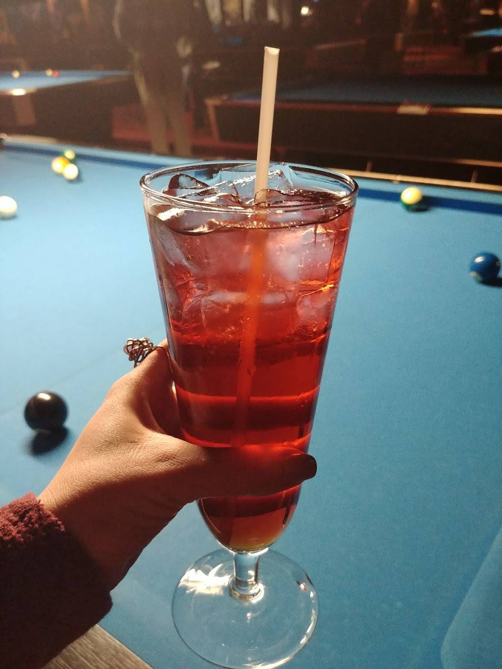 Raxx Bar & Grill | restaurant | 665 Development Dr, Kingston, ON K7M 4W6, Canada | 6136343337 OR +1 613-634-3337