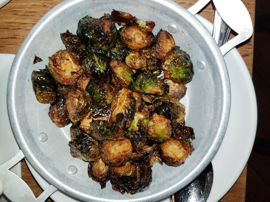 Green Elephant Vegetarian Bistro & Bar | restaurant | 35 Portwalk Pl, Portsmouth, NH 03801, USA | 6034278344 OR +1 603-427-8344